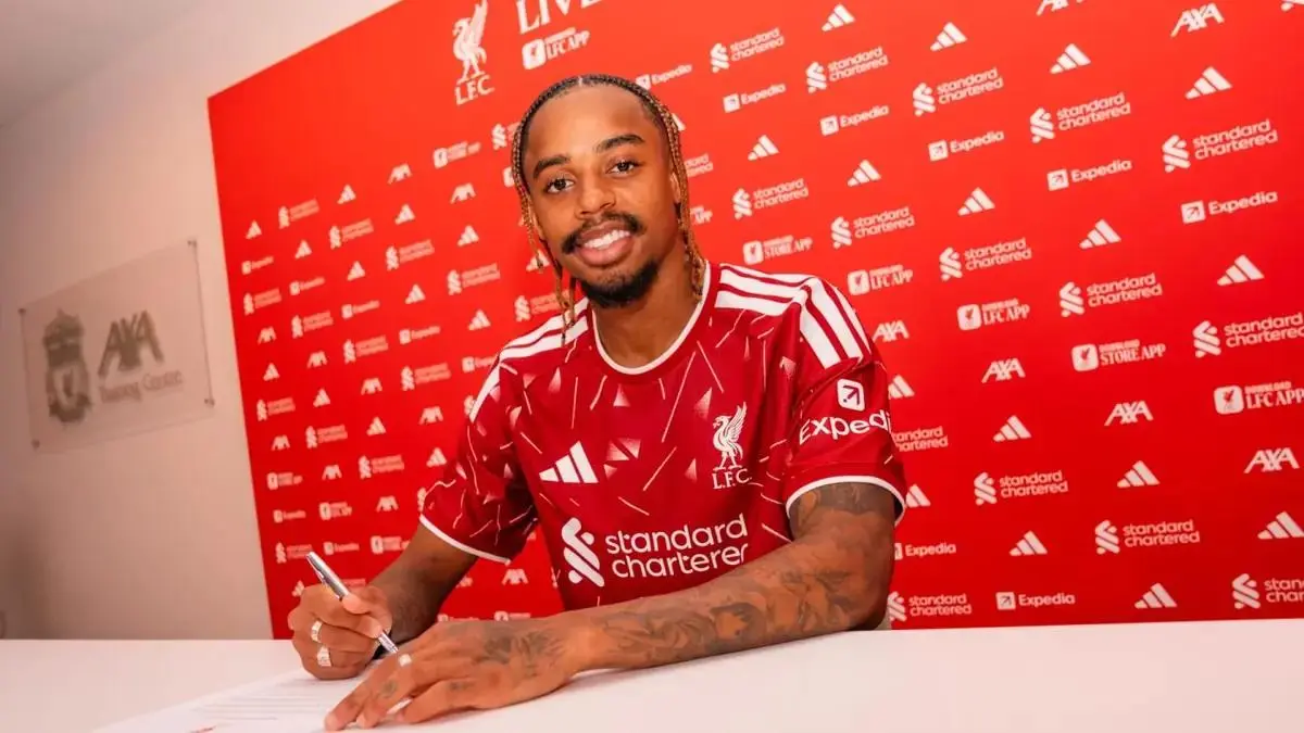 Bradley Barcola poses after completing his transfer to Liverpool from Paris Saint-Germain