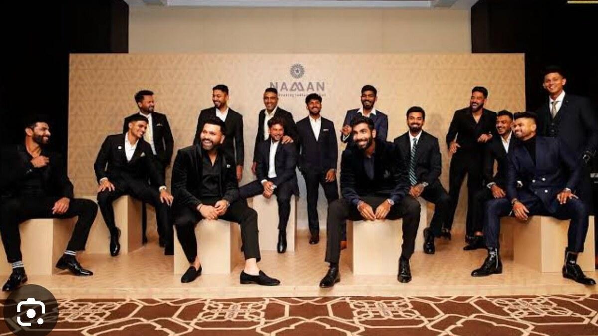 Indian men's cricket players posing together at the Naman Awards